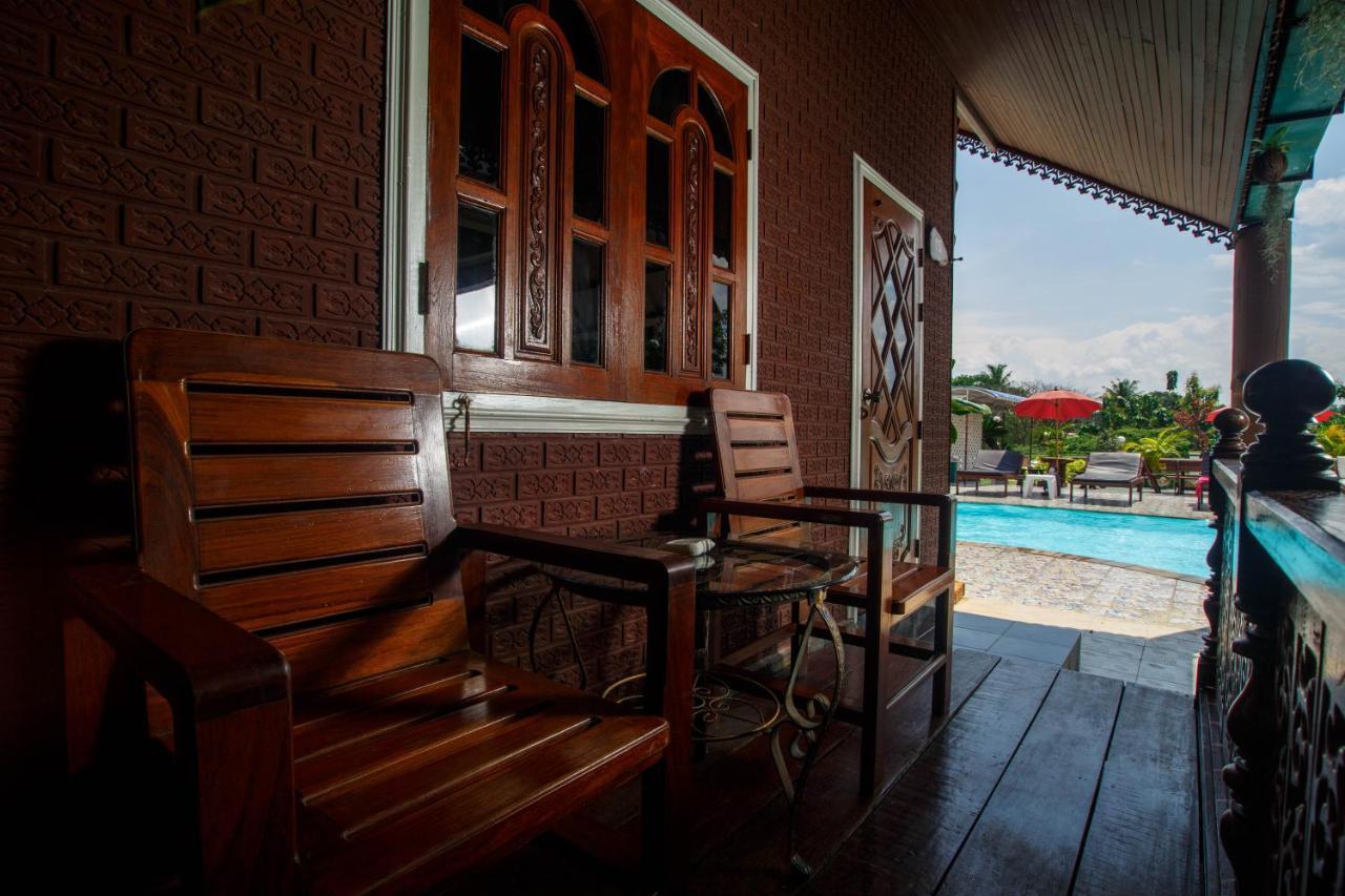 Noble Night Guesthouse Канчанабури Экстерьер фото