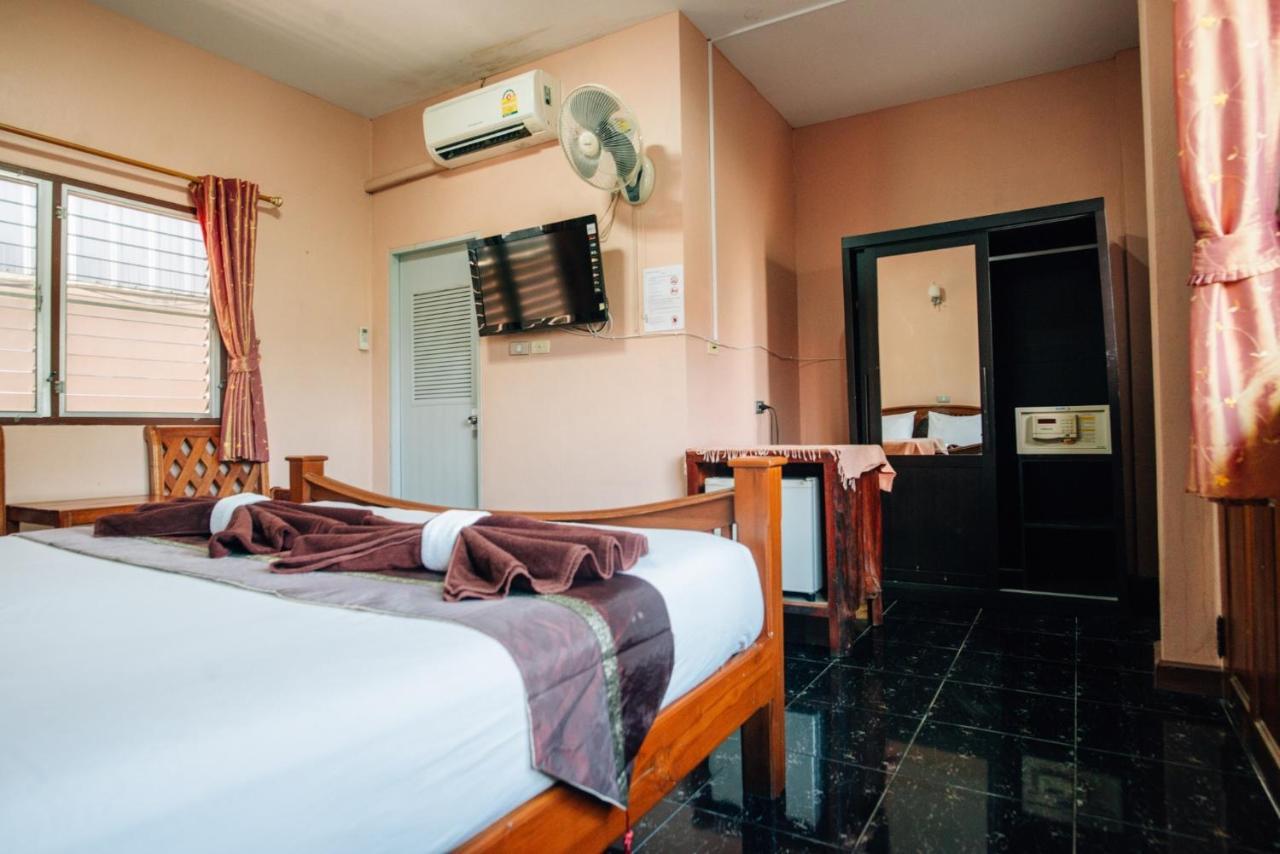 Noble Night Guesthouse Канчанабури Экстерьер фото